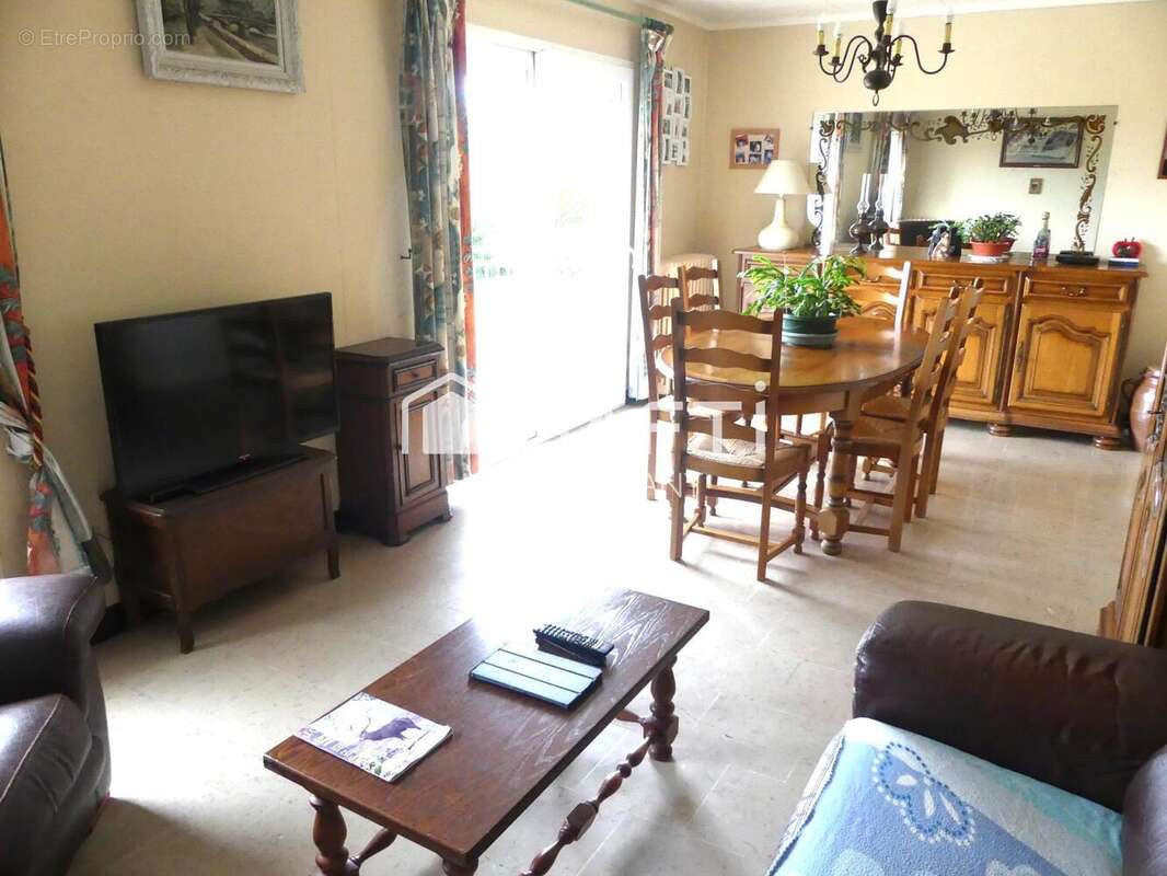 Maison 67 m² à Erquery  - photo 4