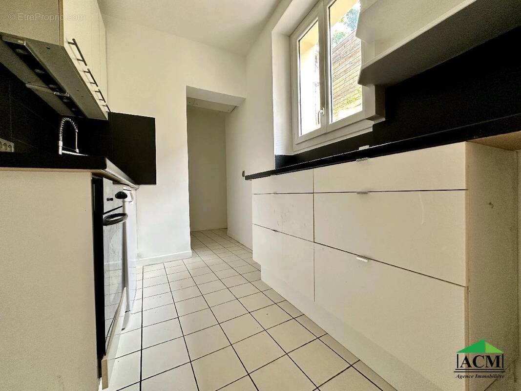 Appartement à MERY-SUR-OISE