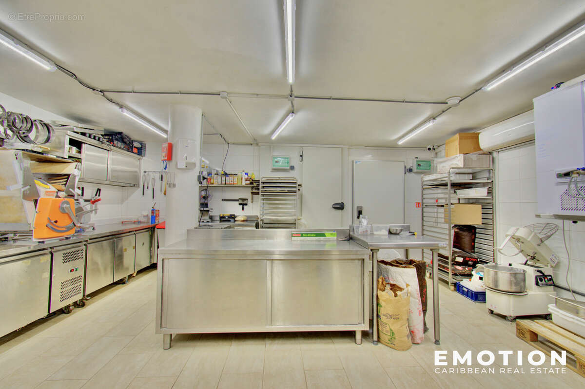 Commerce à SAINT-MARTIN