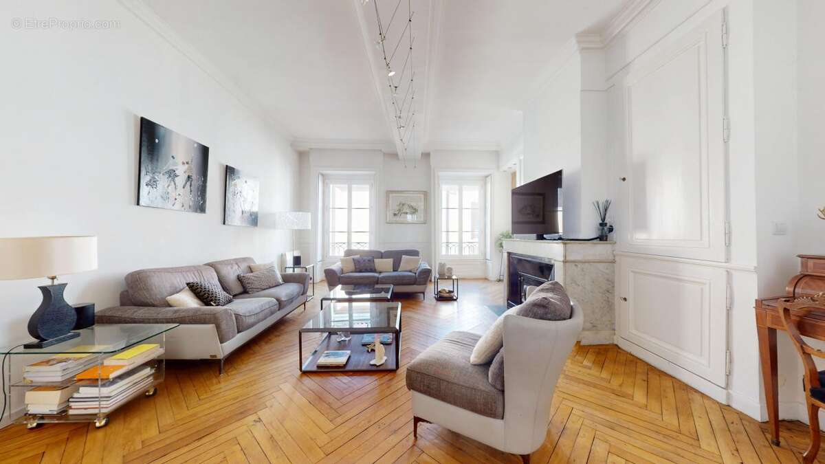 Appartement à LYON-1E