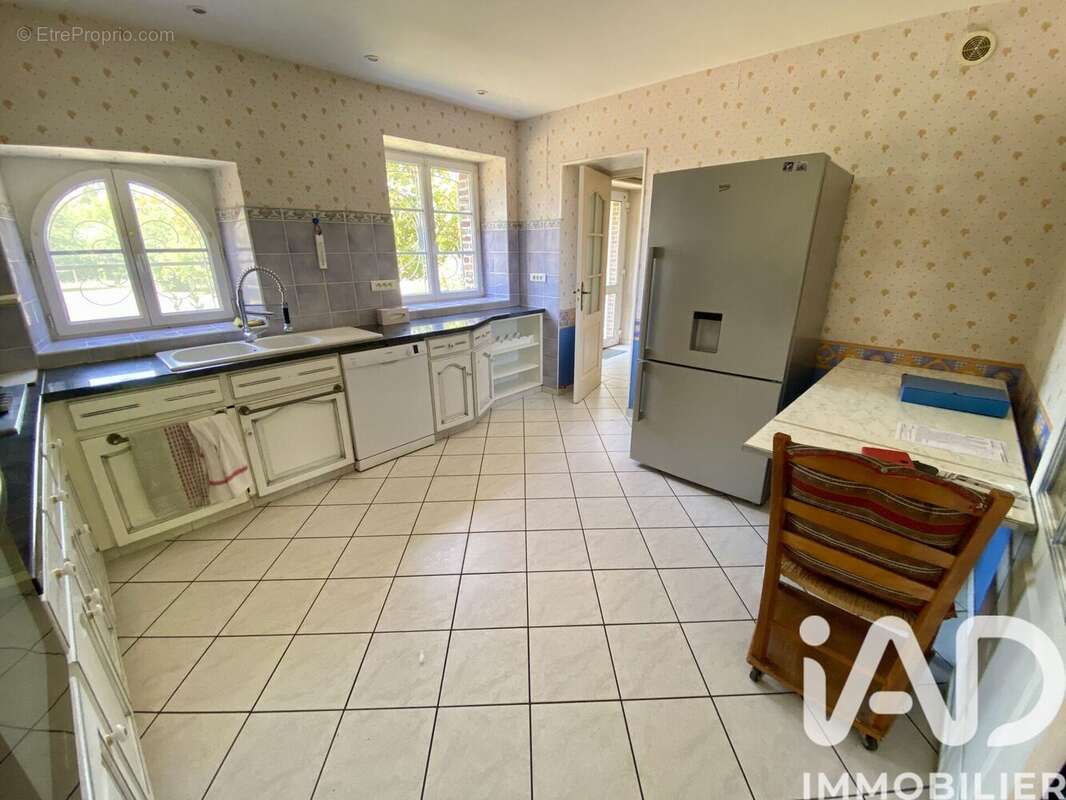 Maison 210 m² à Amilly  - photo 5