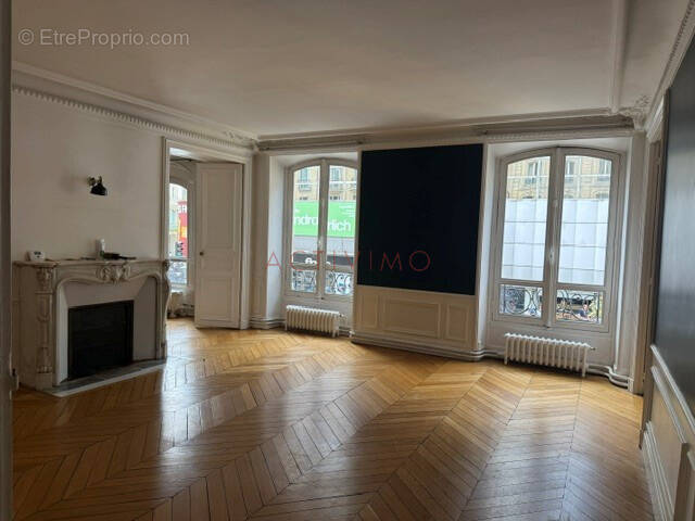 Appartement à PARIS-6E
