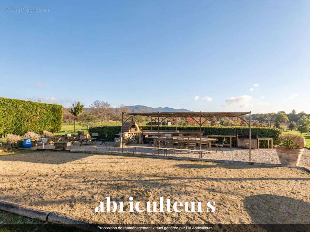 Maison à LOURMARIN