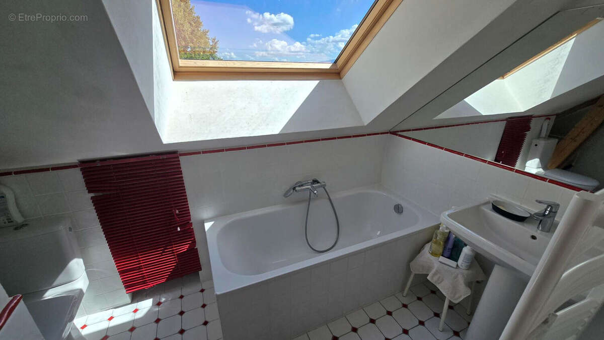 Maison Le Bourget Du Lac 7 pièces 165 m2 - photo 17