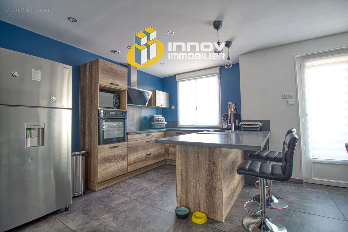 Maison à CHATENOY-LE-ROYAL