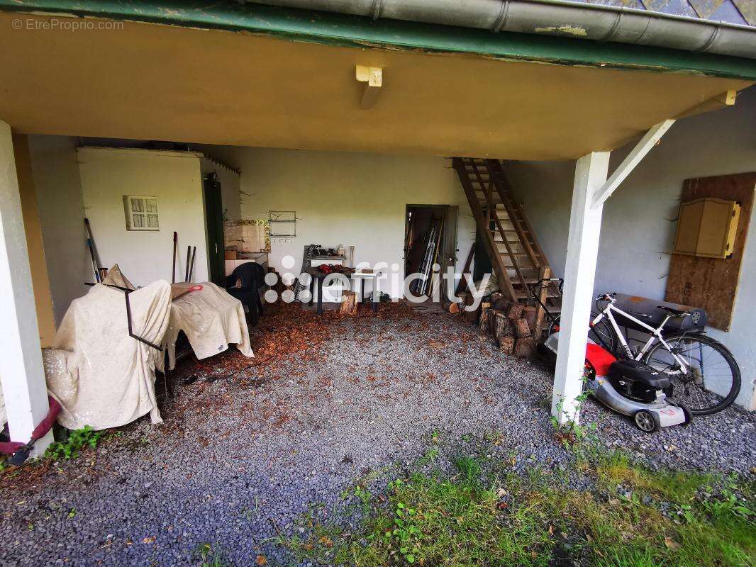 Maison 112 m² à Landelles-Et-Coupigny  - photo 16