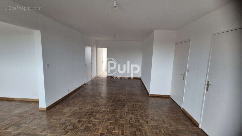 Appartement à SECLIN