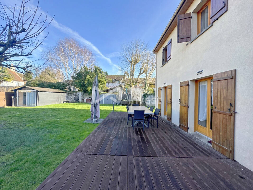 Maison à VILLIERS-SUR-MORIN