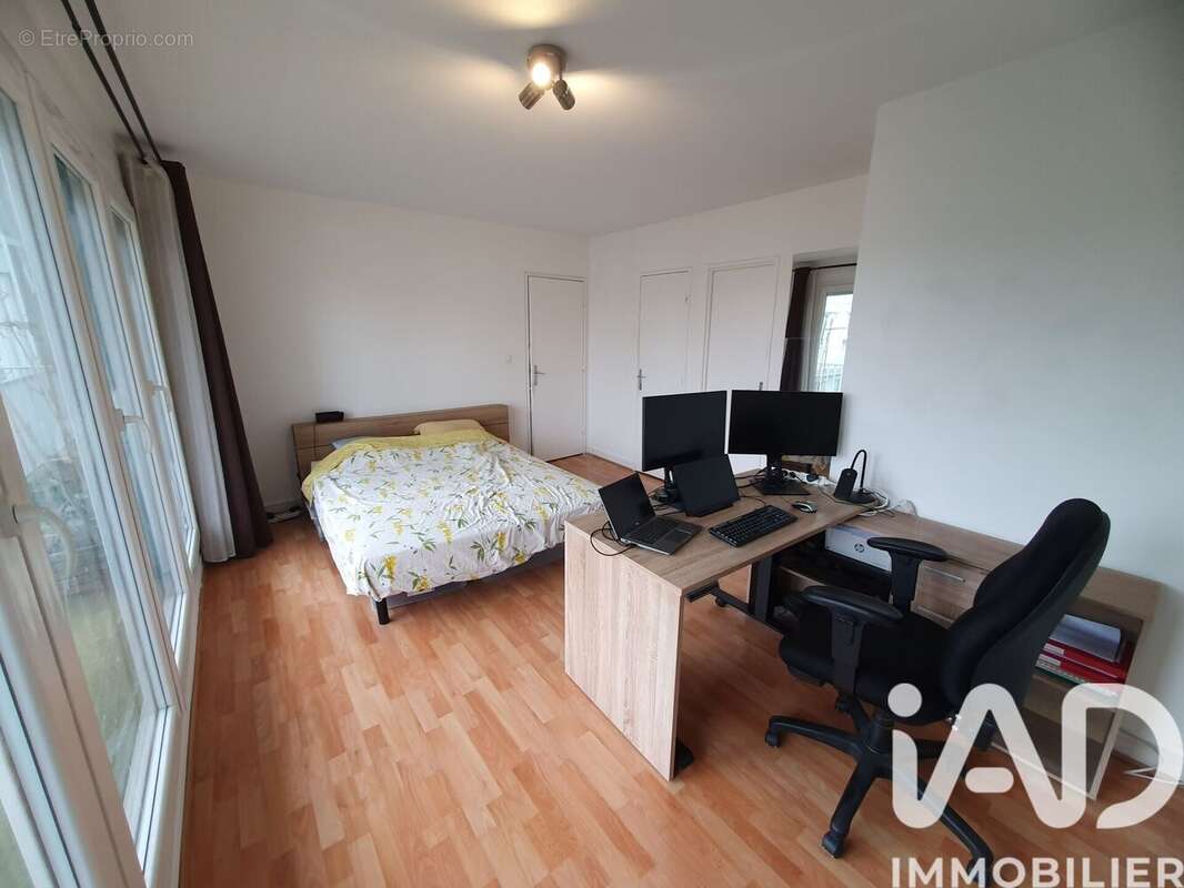 Photo 6 - Appartement à IVRY-SUR-SEINE