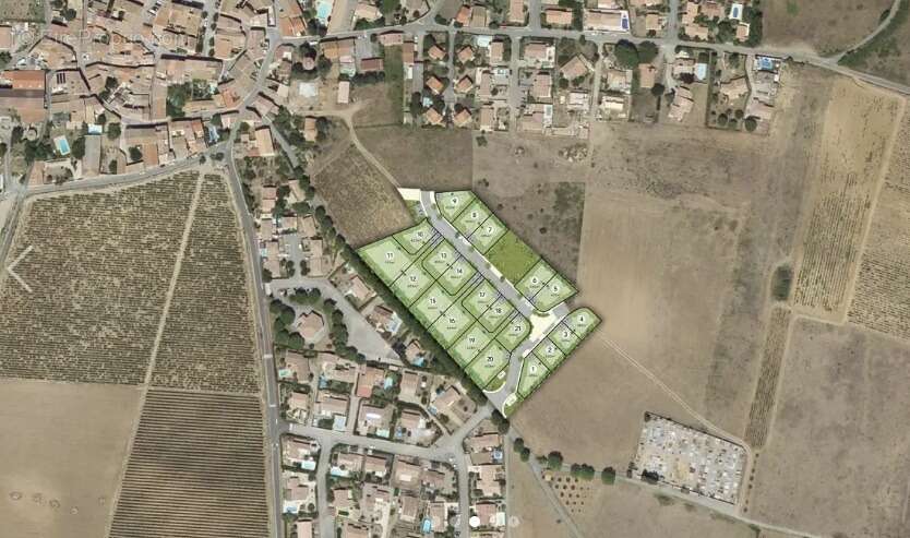 Terrain à SAINTE-VALIERE