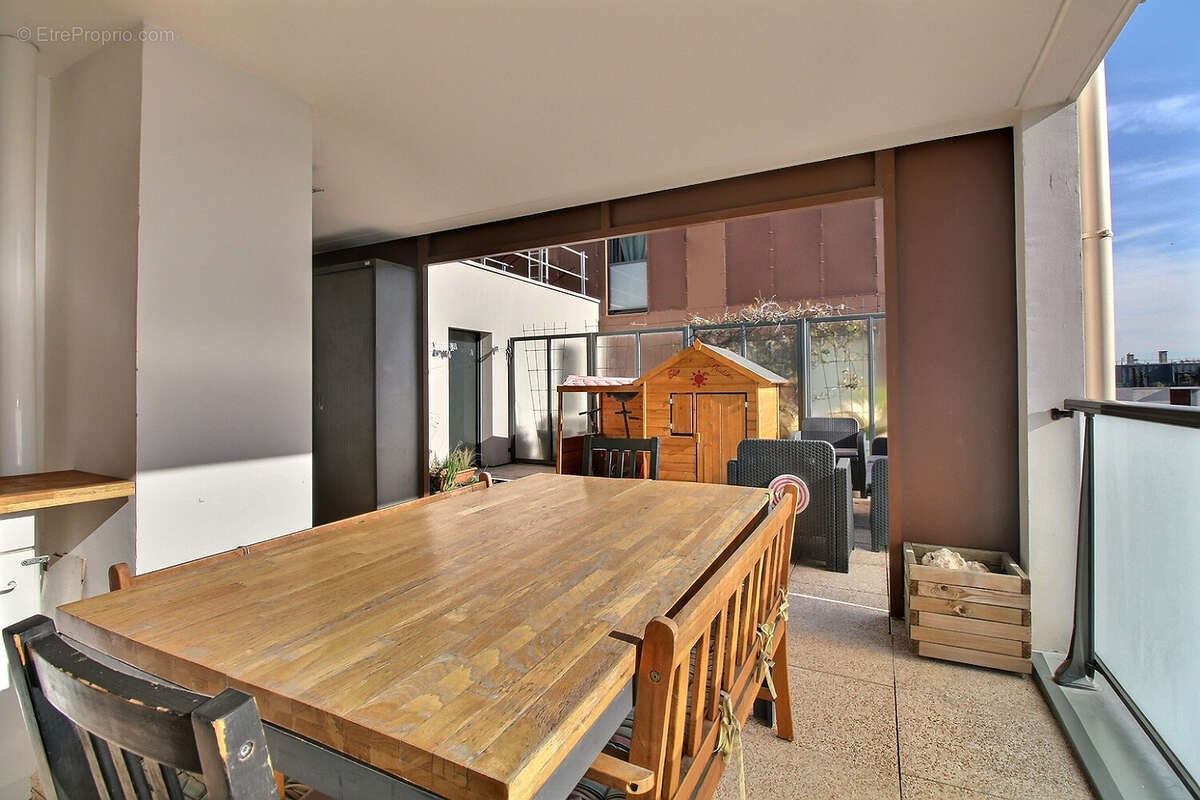 Appartement à COLOMBES