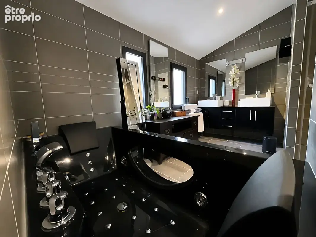 Maison Le Pian Medoc  6 pièce(s) 197 m2 - photo 14