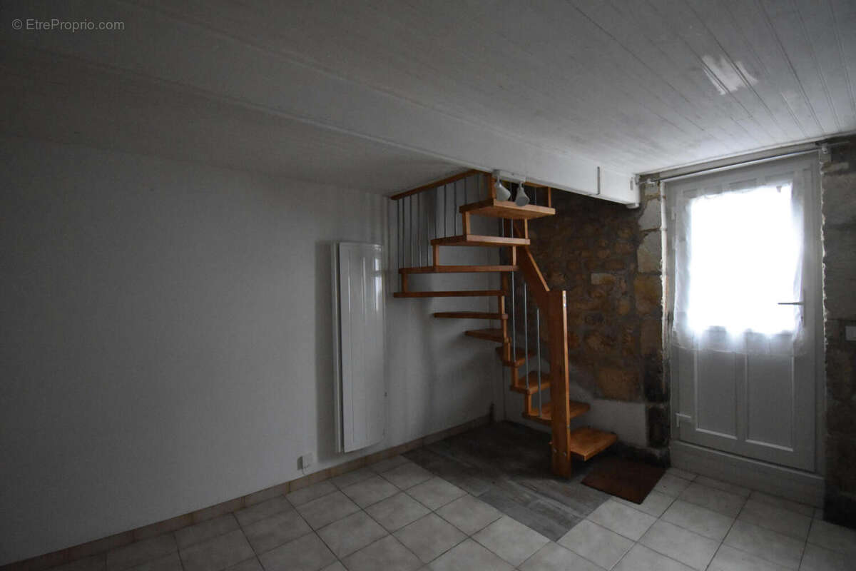 DSC_0003 - Maison à ANGOULEME