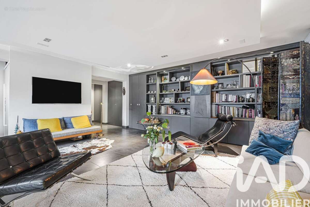 Photo 3 - Appartement à LEVALLOIS-PERRET