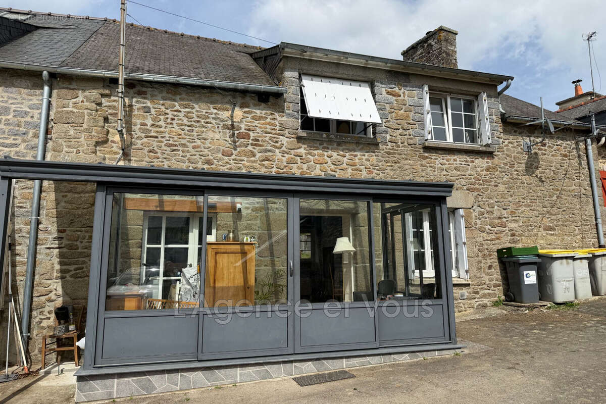 Maison à LE TRONCHET