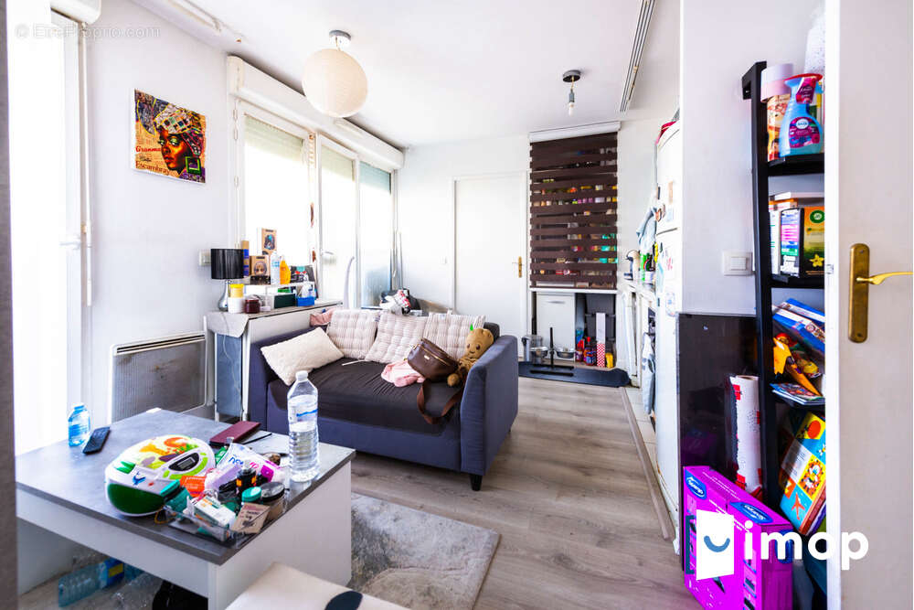 T3 avec balcon et parking - photo 3