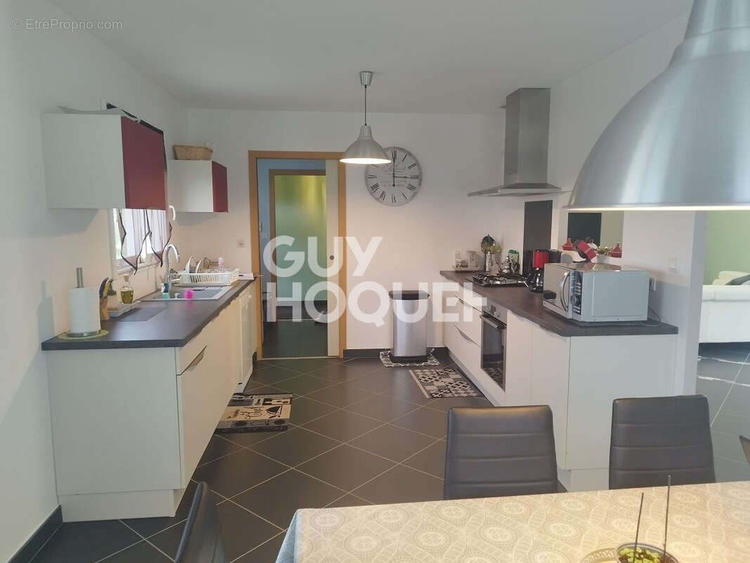 Maison à SAINTE-BAZEILLE