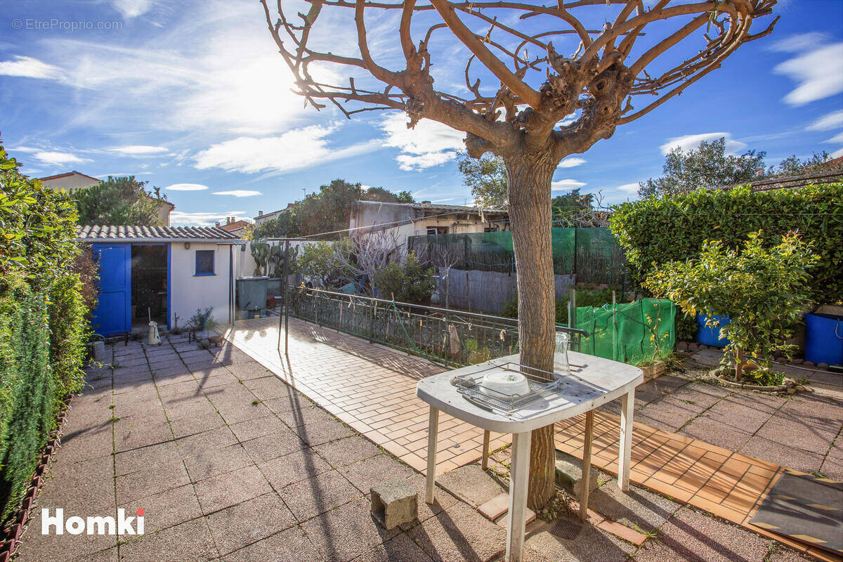 Maison à SAINT-ESTEVE