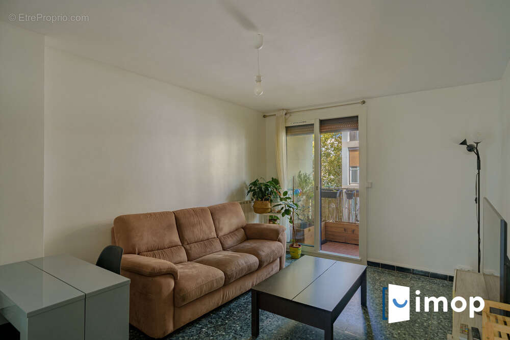 Appartement à MARSEILLE-8E