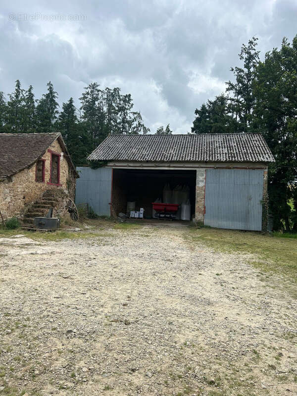 Maison à CHATEAU-CHERVIX