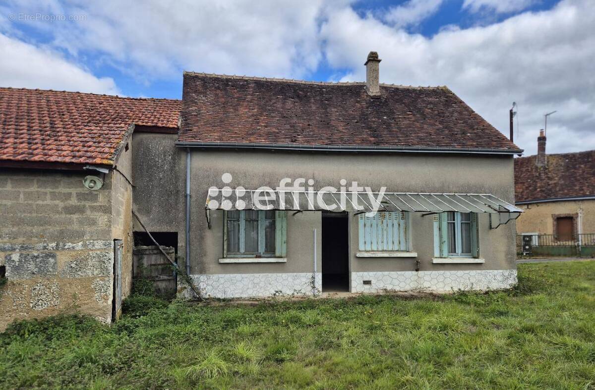 Maison à EPUISAY