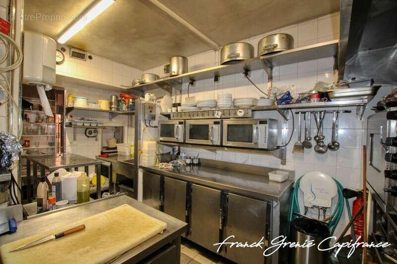 Commerce à SANARY-SUR-MER