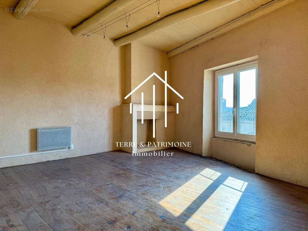 Maison à VALLON-PONT-D'ARC