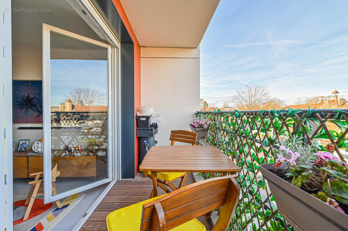 Appartement à SAINT-MAUR-DES-FOSSES