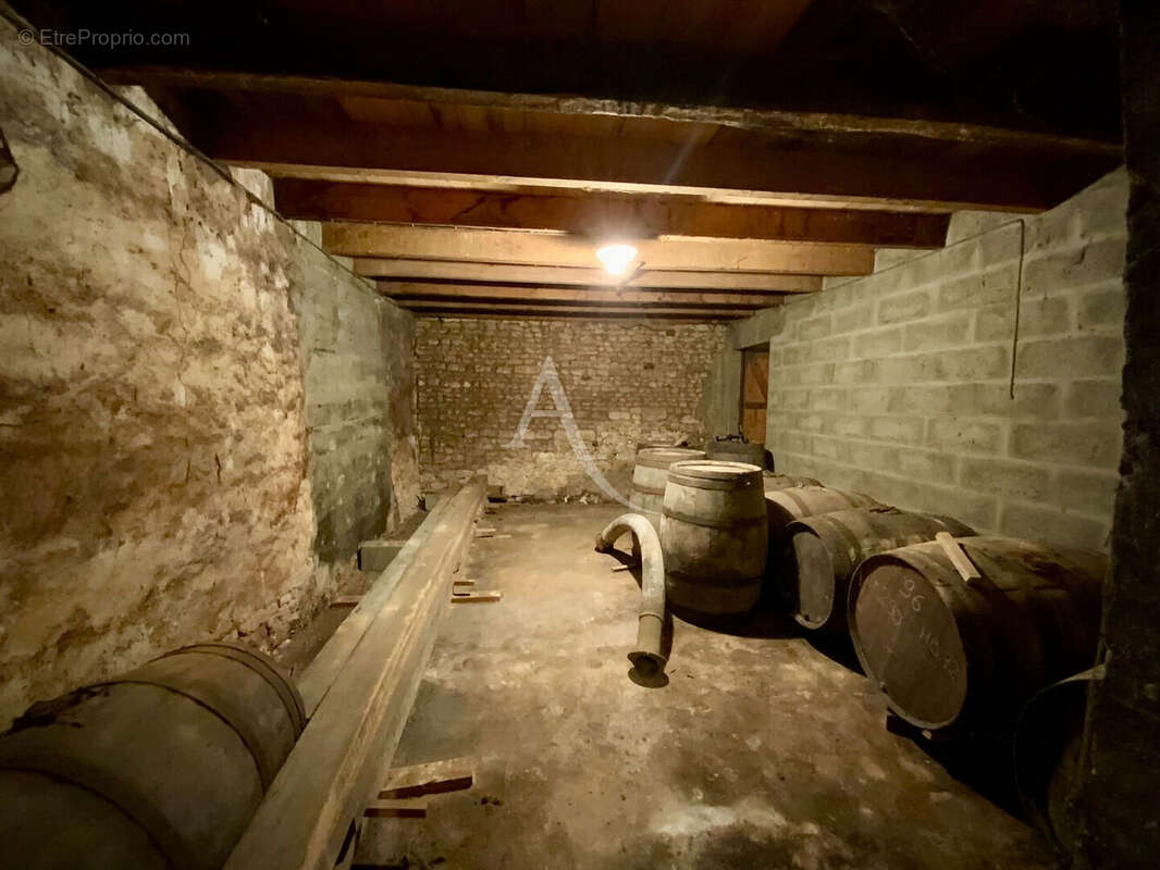 Maison à FONTAINES-D&#039;OZILLAC