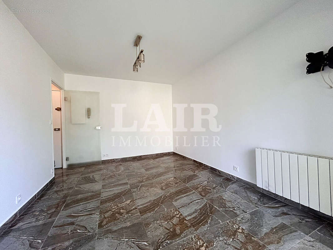 Studio avec terrasse à vendre en centre ville à Bagnoles de l'Orne - Ref O15559 - photo 3