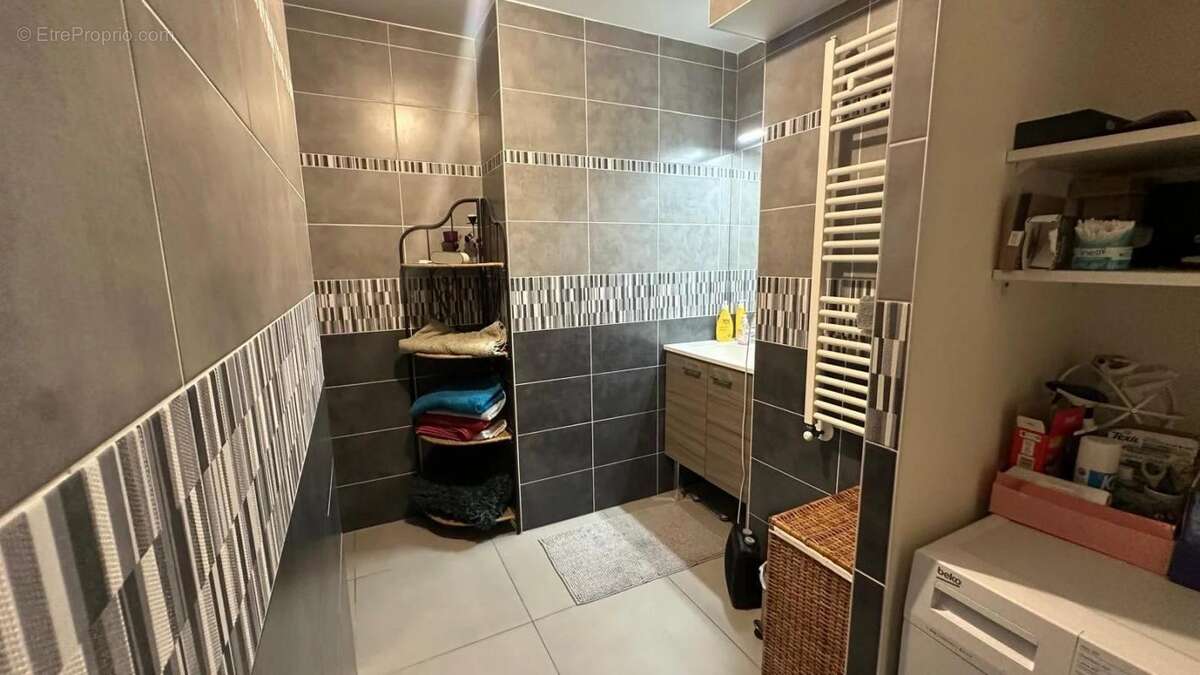 Appartement à AIX-LES-BAINS