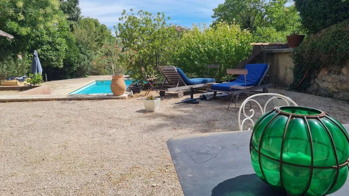 Maison à LES ANGLES