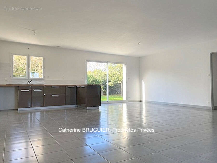 Maison à SAINT-OUEN-D&#039;AUNIS