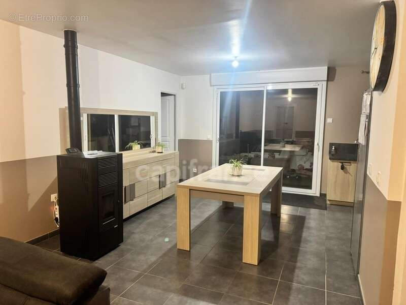 Maison à RESSONS-LE-LONG