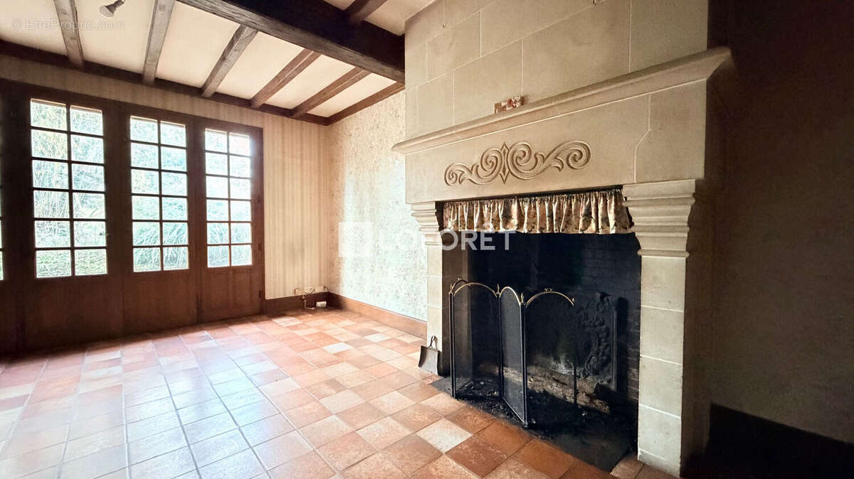 Maison à SAINTE-MENEHOULD