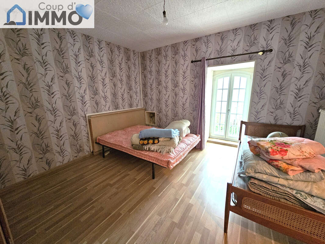 Maison à CHESSY-LES-PRES