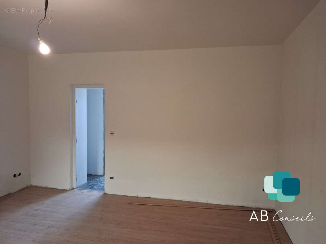 Maison à FRANQUEVILLE-SAINT-PIERRE