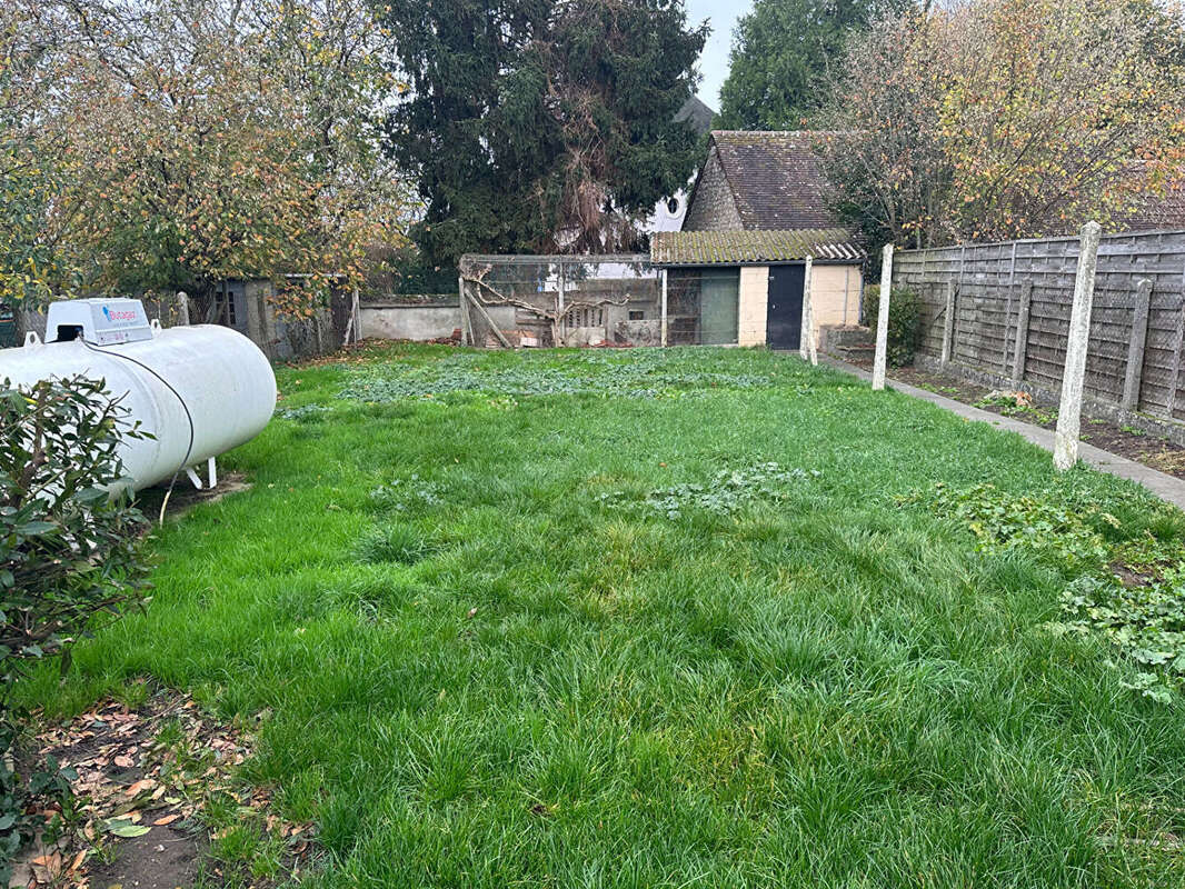 Maison à CONDE-SUR-HUISNE