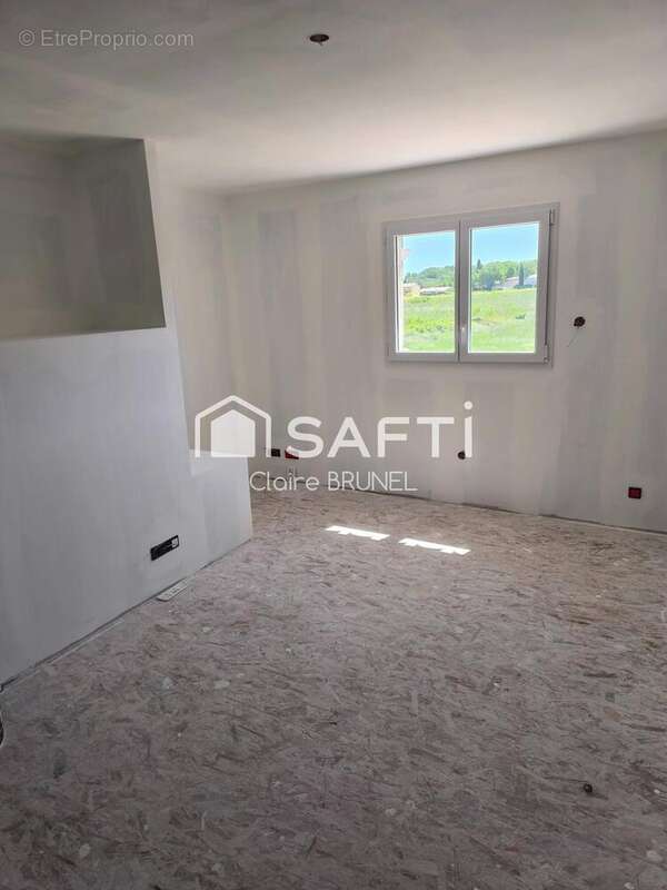 Photo 7 - Maison à RIBAUTE-LES-TAVERNES