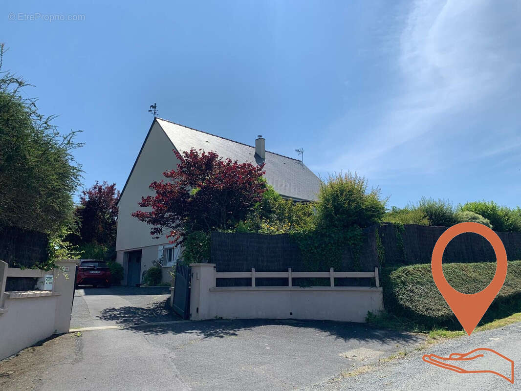 Maison à AGON-COUTAINVILLE