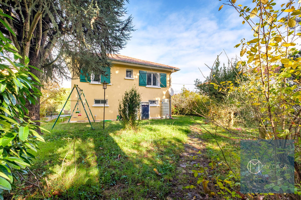 Maison à CHAMPAGNE-AU-MONT-D&#039;OR