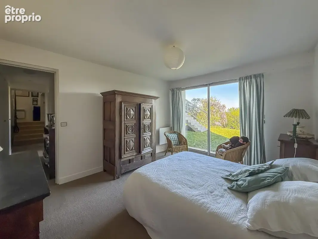 Maison 8 pièces 183 m² à vendre à Le Mesnil-Le-Roi (78600) - photo 7