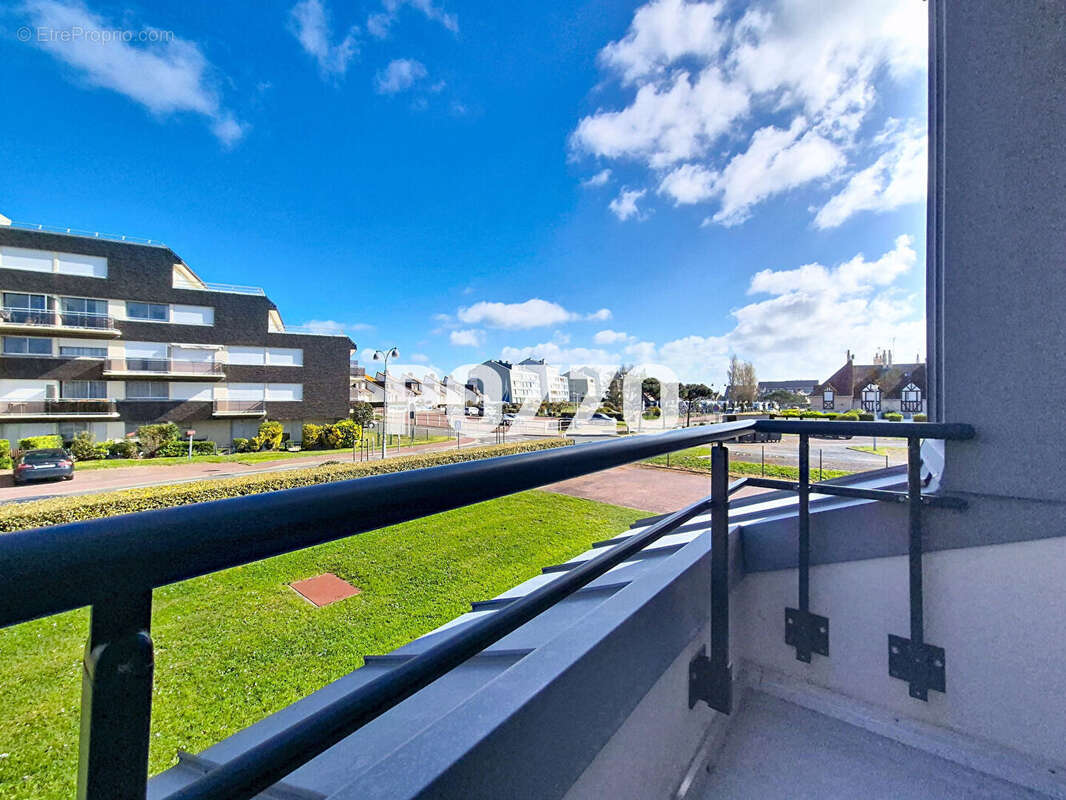 Appartement à COURSEULLES-SUR-MER