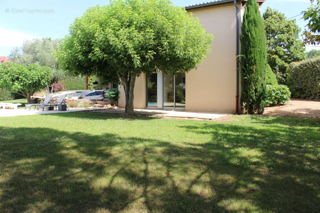 Maison à ROUSSILLON