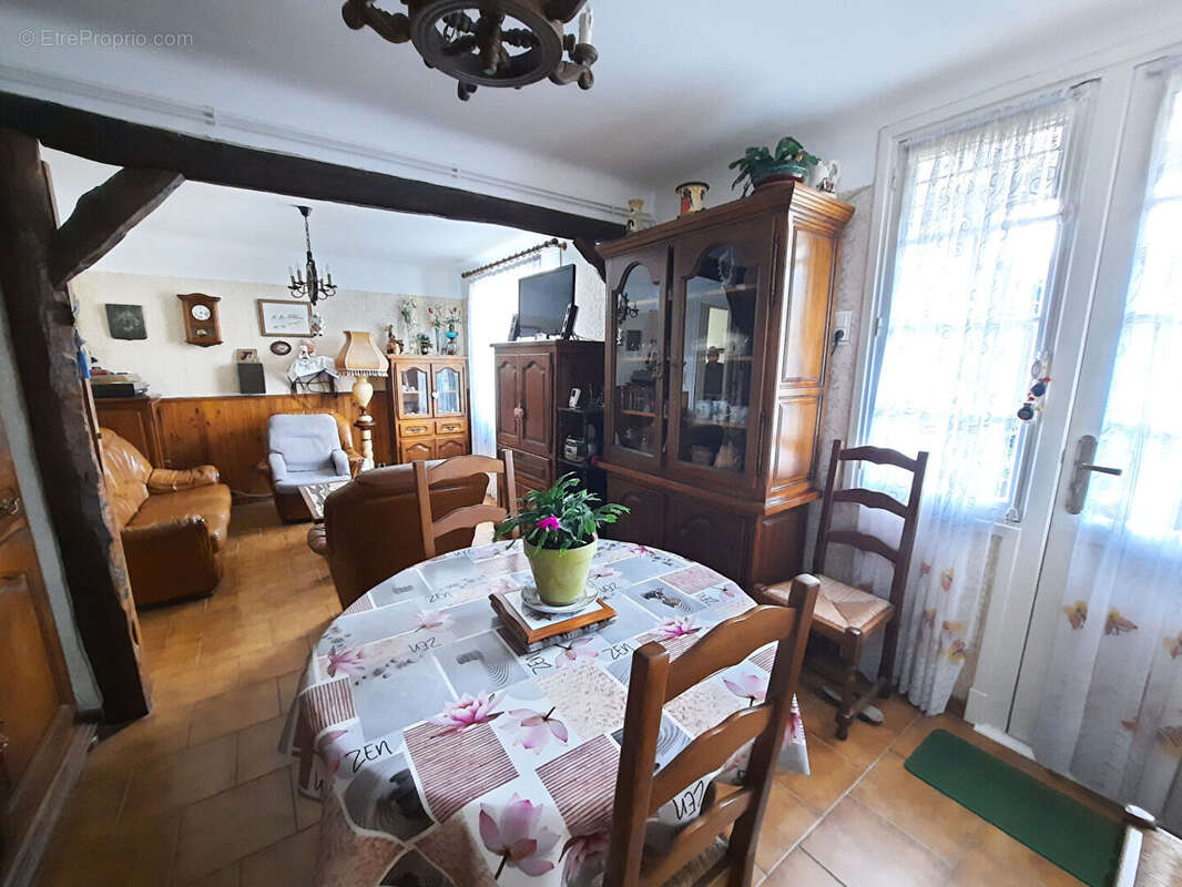 Appartement Hendaye 6 pièce(s) 132.92 m2 - photo 10