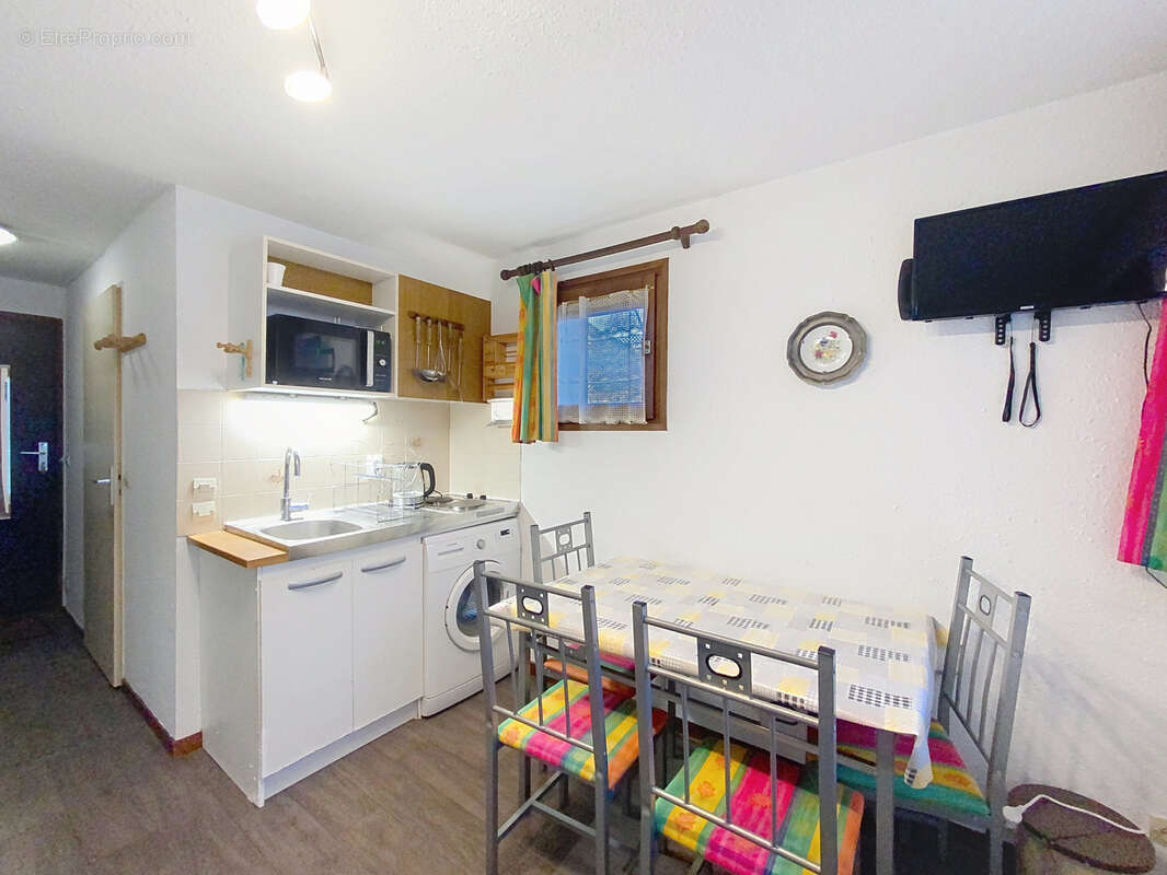 Appartement à MORILLON