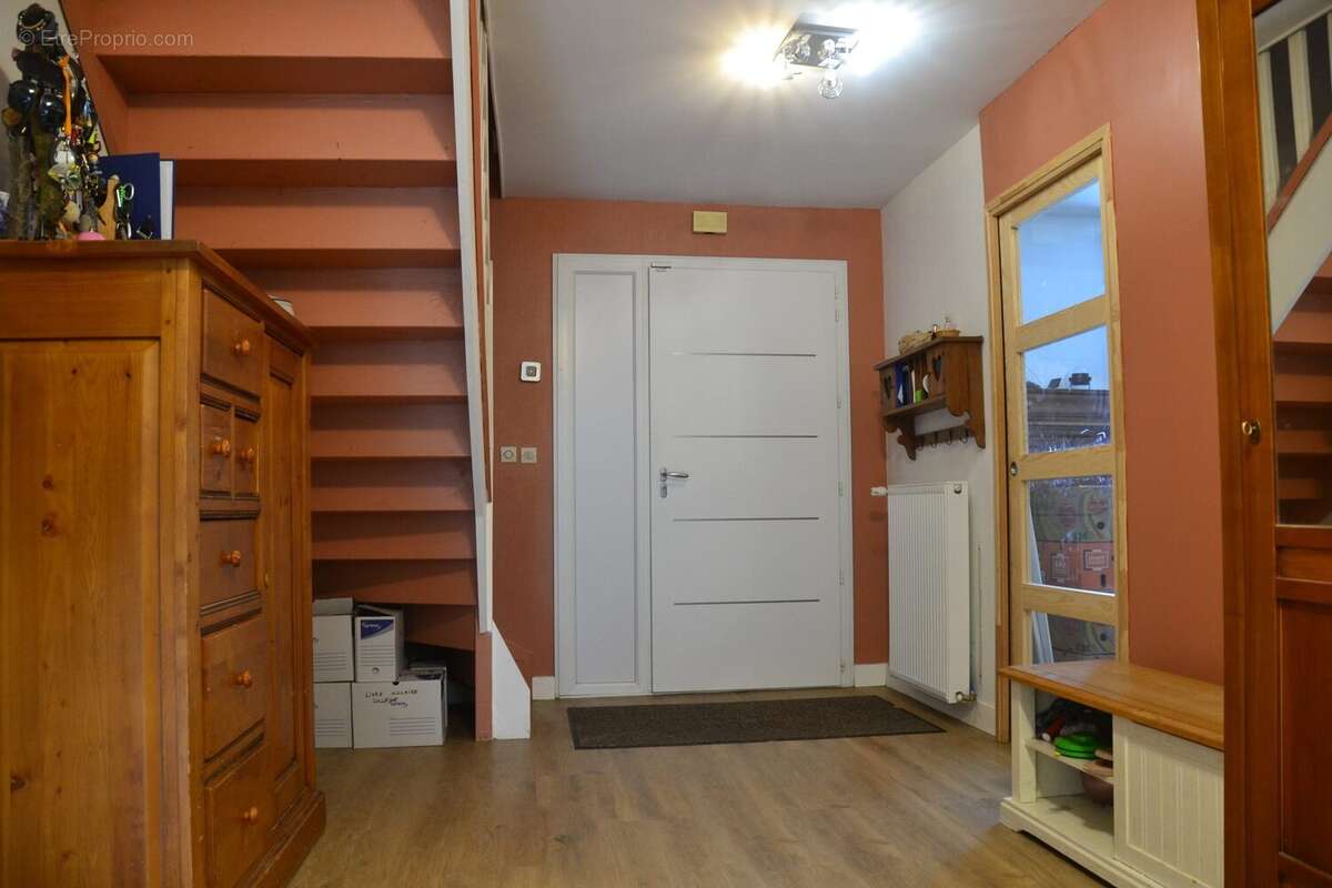 Maison à PERIGNAT-LES-SARLIEVE