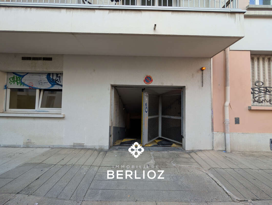 Parking à GRENOBLE