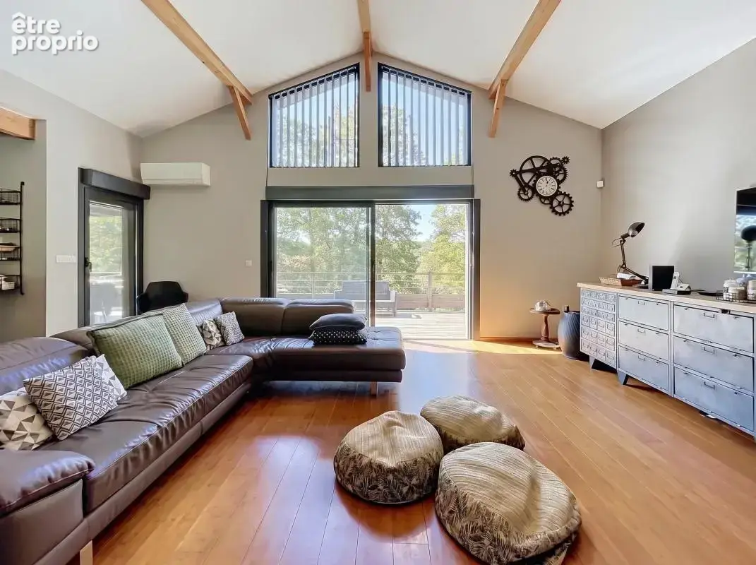 Maison de 9 pièces de 230 m² à Lahonce - photo 2