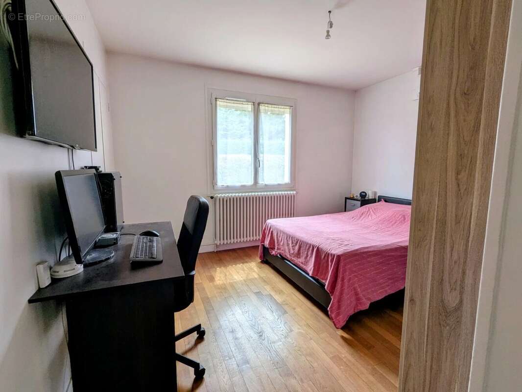 Maison 71 m² à Hurigny  - photo 6